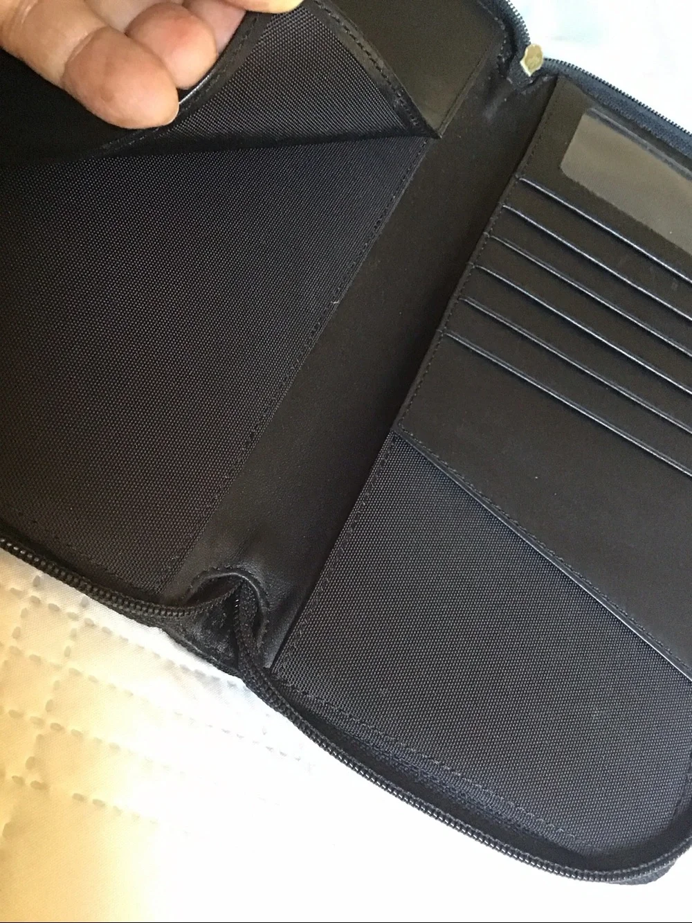 Coach Black Men's Travel Organizer Wallet - Professional Zip Case